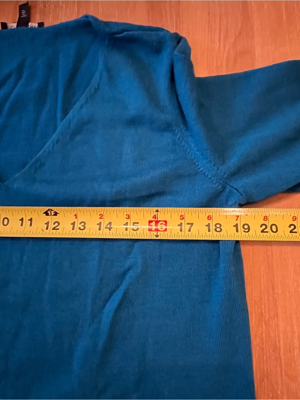 EILEEN FISHER Blue 100% Merino Wool V-Neck Tunic Sweater Italian Yarn Size S - Picture 6 of 8